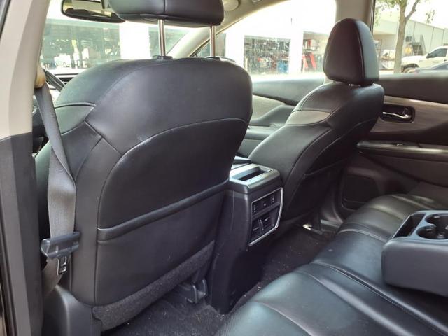 Photo of 2018 Magnetic Black Metallic Nissan Murano