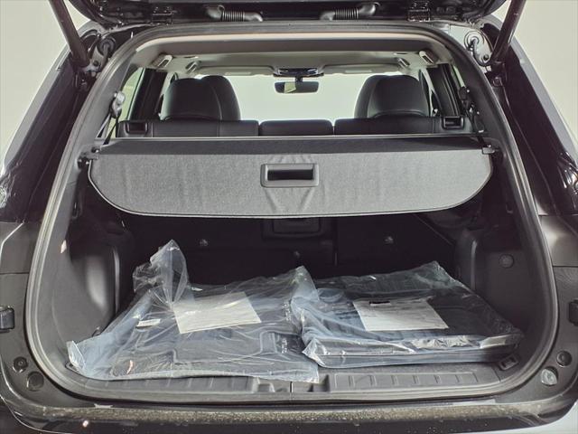 Photo of 2025 Black Diamond Mitsubishi Outlander