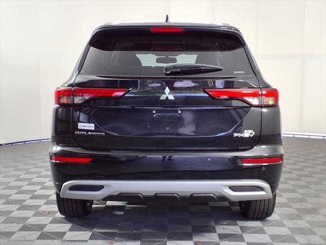 Photo of 2025 Black Diamond Mitsubishi Outlander PHEV