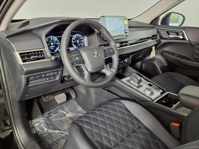 Photo of 2025 Black Diamond Mitsubishi Outlander PHEV