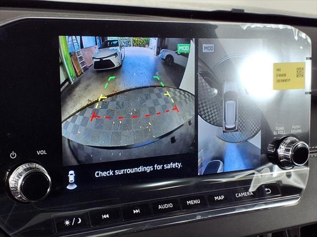 Photo of 2025 Black Diamond Mitsubishi Outlander PHEV