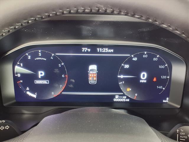 Photo of 2025 Labrador Black Pearl Mitsubishi Outlander