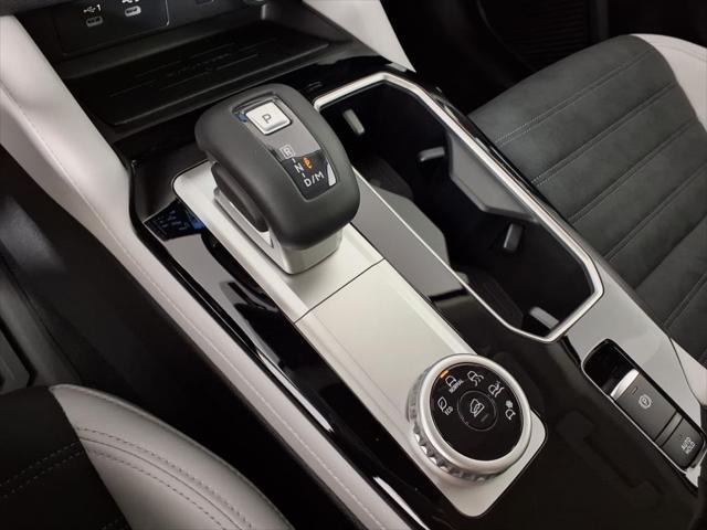 Photo of 2025 Red Diamond Mitsubishi Outlander