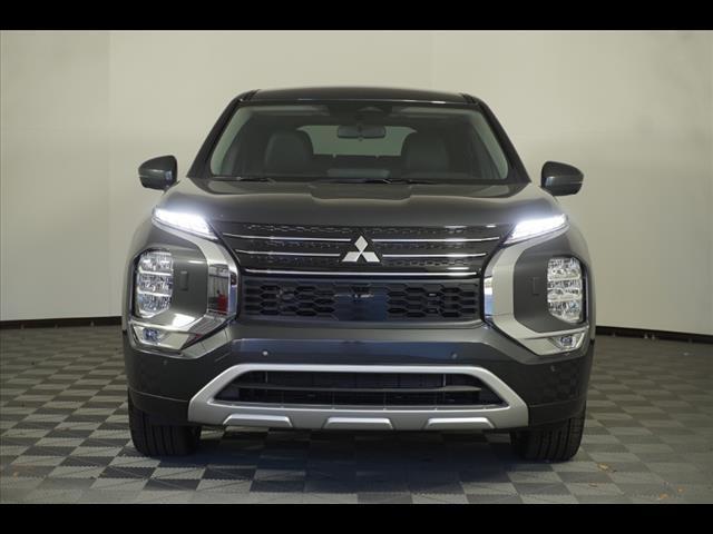 Photo of 2025 Graphite Gray Mitsubishi Outlander PHEV