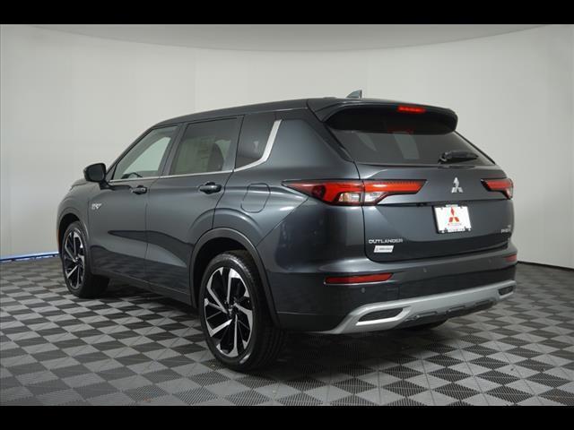 Photo of 2025 Graphite Gray Mitsubishi Outlander PHEV