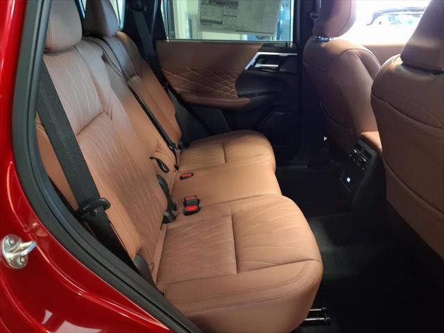 Photo of 2025 Red Diamond With Black Roof Mitsubishi Outlander