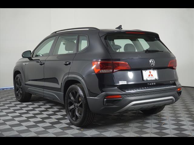 Photo of 2023 Deep Black Volkswagen Taos