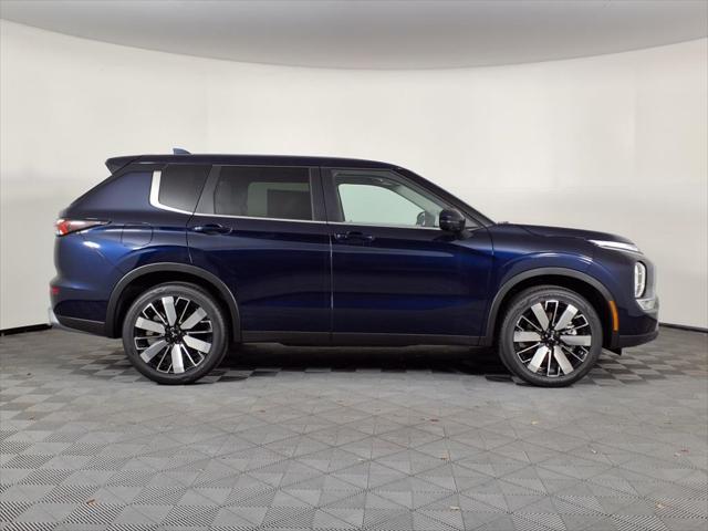 Photo of 2025 Cosmic Blue Metallic Mitsubishi Outlander