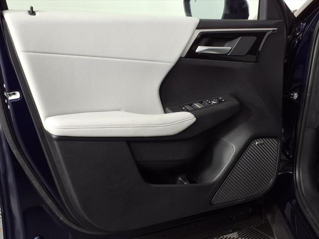 Photo of 2025 Cosmic Blue Metallic Mitsubishi Outlander