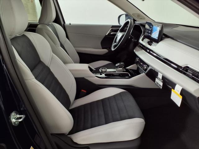 Photo of 2025 Cosmic Blue Metallic Mitsubishi Outlander