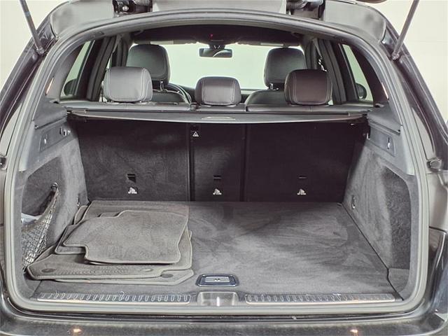 Photo of 2020 Black Mercedes-Benz GLC 300