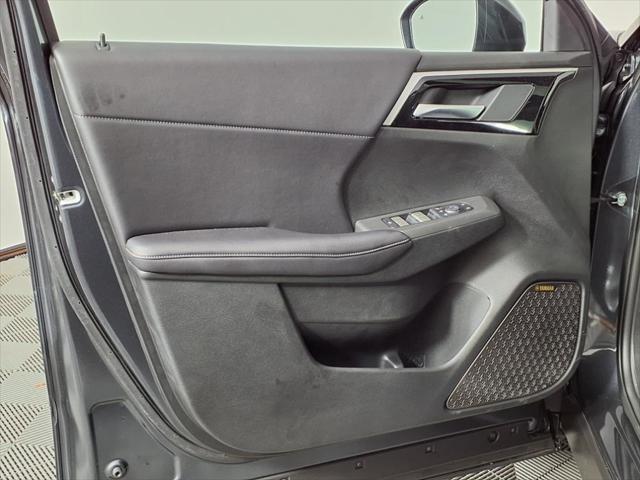 Photo of 2025 Graphite Gray Mitsubishi Outlander