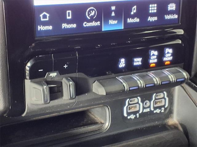 Photo of 2024 Bright White Clearcoat RAM 2500