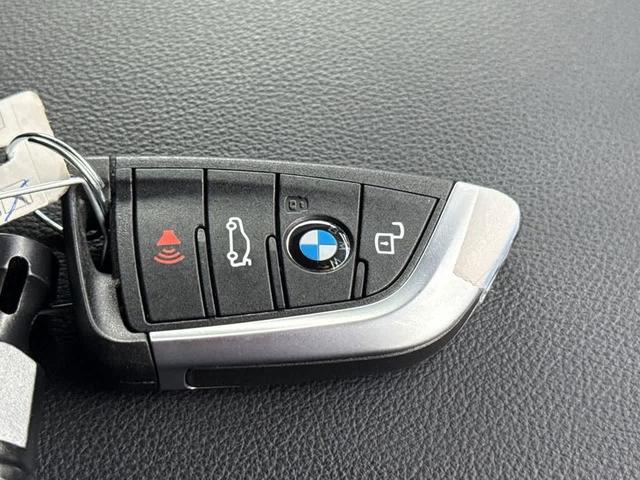 Photo of 2023 Alpine White BMW X3
