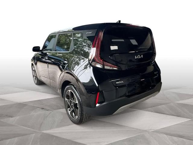Photo of 2024 Fusion Black Kia Soul