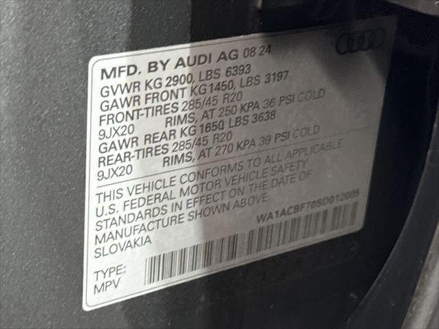 Photo of 2025 Samurai Gray Metallic Audi Q7