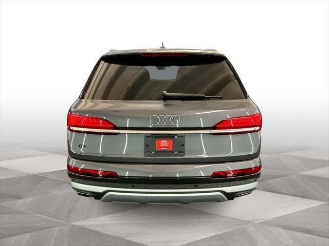 Photo of 2025 Samurai Gray Metallic Audi Q7