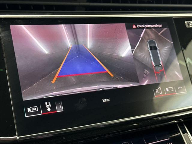 Photo of 2025 Samurai Gray Metallic Audi Q7