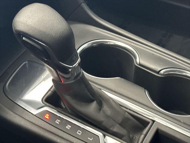 Photo of 2023 Summit White Chevrolet Equinox