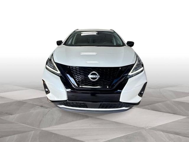 Photo of 2024 Pearl White Tricoat Nissan Murano