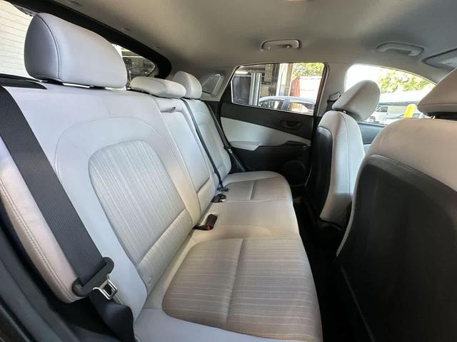 Photo of 2023 Ecotronic Gray Hyundai KONA