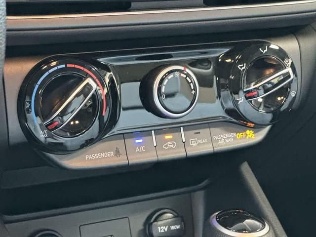 Photo of 2023 Ecotronic Gray Hyundai KONA