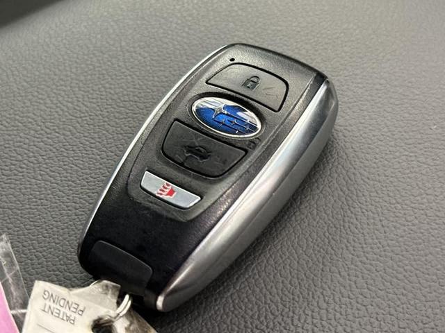 Photo of 2025 Ice Silver Metallic Subaru Outback