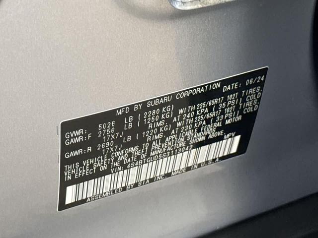 Photo of 2025 Ice Silver Metallic Subaru Outback