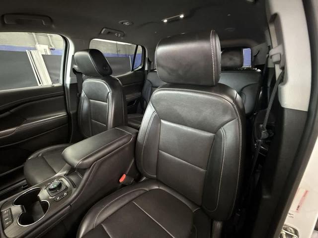 Photo of 2023 Summit White GMC Acadia