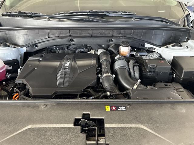 Photo of 2023 Wolf Gray Kia Sorento