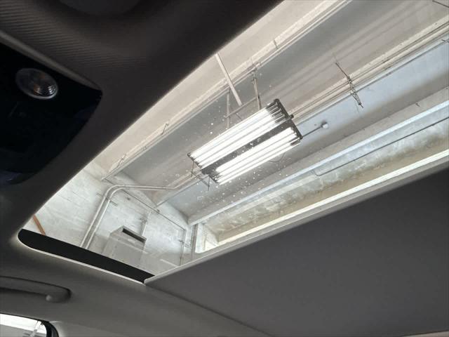 Photo of 2023 Wolf Gray Kia Sorento