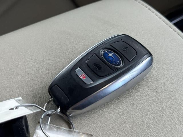 Photo of 2025 Crystal White Pearl Subaru Outback