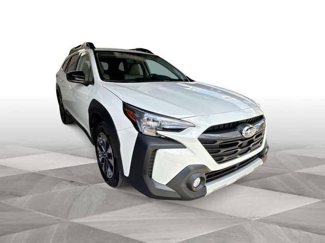 Photo of 2025 Crystal White Pearl Subaru Outback