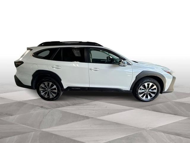 Photo of 2025 Crystal White Pearl Subaru Outback