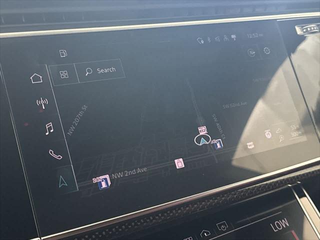 Photo of 2023 Daytona Gray Pearl Effect Audi SQ8