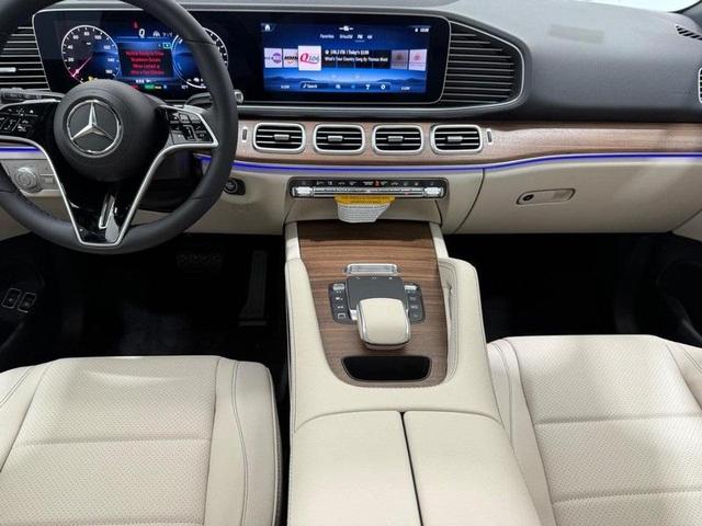Photo of 2026 Green Mercedes-Benz GLE 450e