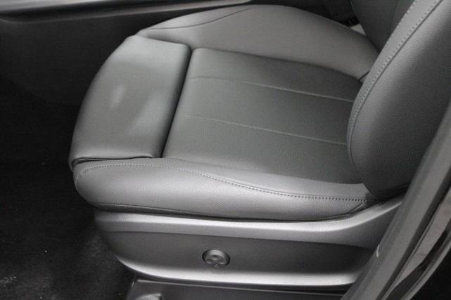 Photo of 2025 Black Mercedes-Benz GLA 250
