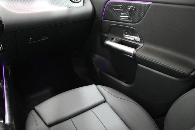 Photo of 2025 Black Mercedes-Benz GLA 250