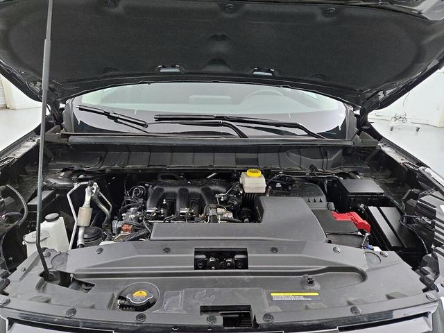 Photo of 2024 Black Nissan Pathfinder
