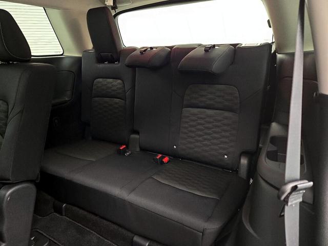 Photo of 2024 Black Nissan Pathfinder