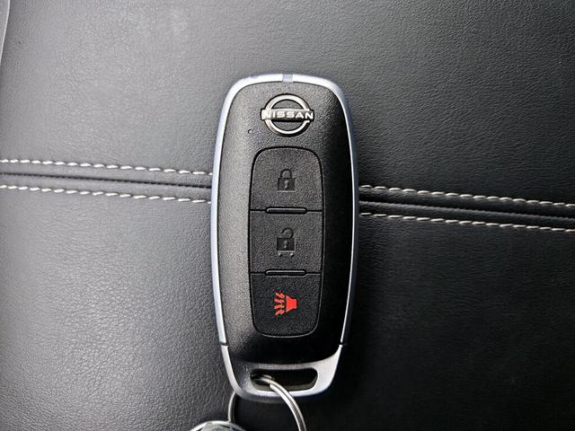 Photo of 2024 Black Nissan Pathfinder