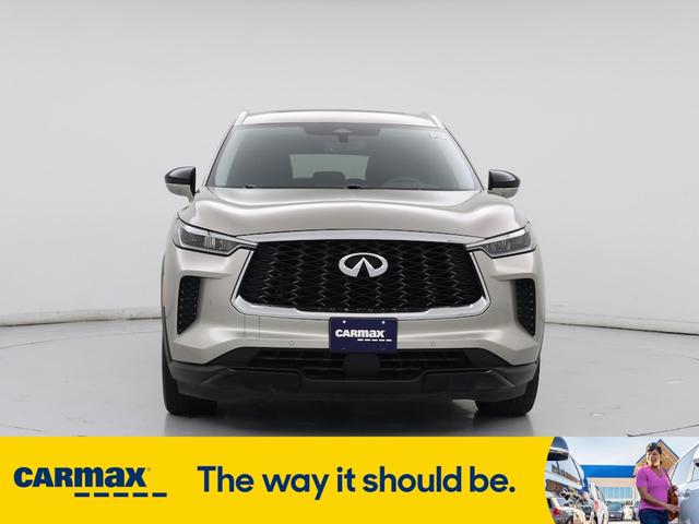 Photo of 2023 Silver INFINITI QX60
