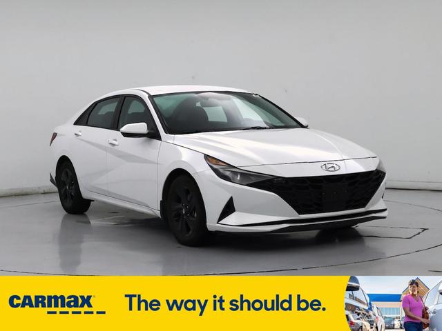 2022 Hyundai Elantra