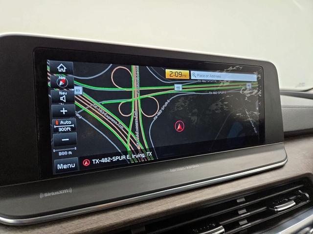 Photo of 2020 Black Kia Telluride