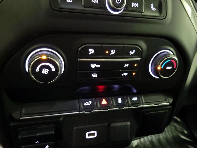 Photo of 2020 White Chevrolet Silverado 2500