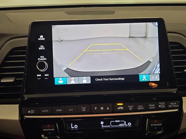 Photo of 2025 Silver Honda Odyssey