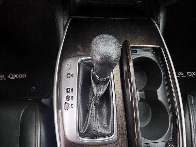 Photo of 2015 Gray INFINITI QX60