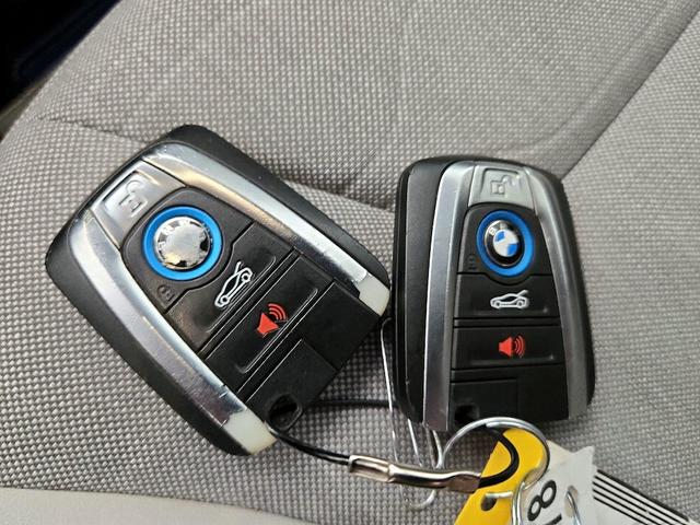 Photo of 2015 Gray BMW i3