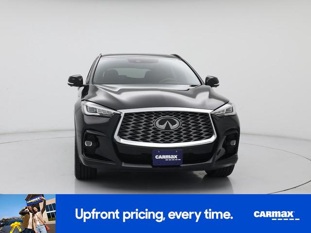 Photo of 2022 Black INFINITI QX55