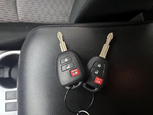 Photo of 2021 Gray Toyota 4Runner